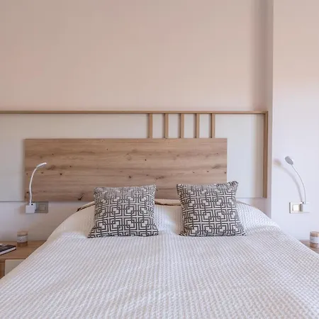 Elegante Apartamento Puerto Marina * Τορρεμολίνος
